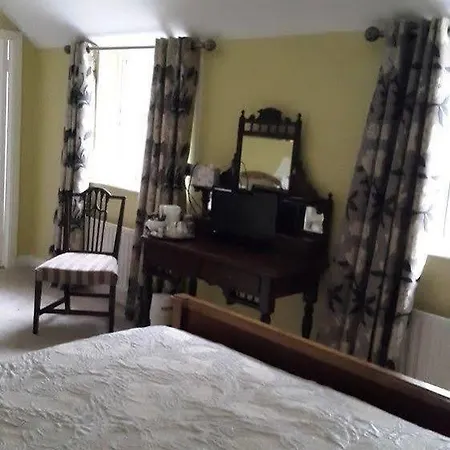 Coolanowle Country house Arless