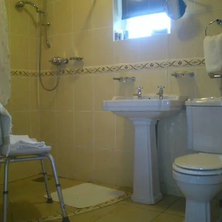 Country house Coolanowle Arless