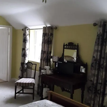 Country house Coolanowle Arless